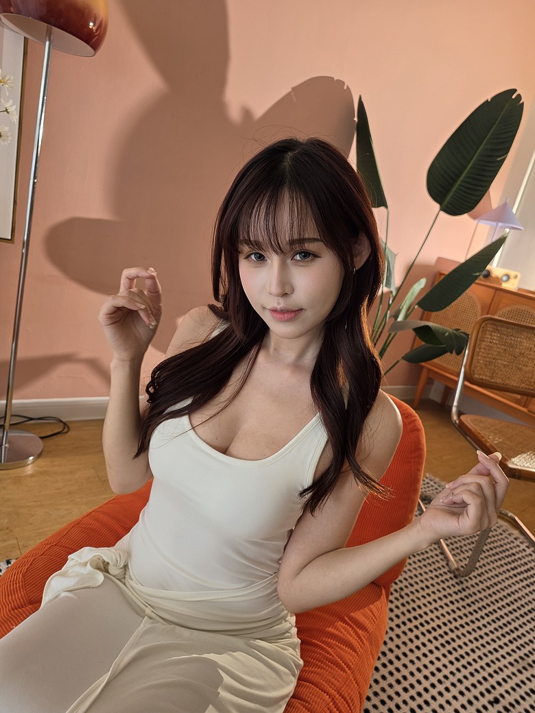 Samsung Galaxy Z Fold8 Ultra 評測報告｜輕薄手感與極致多工的完美平衡！