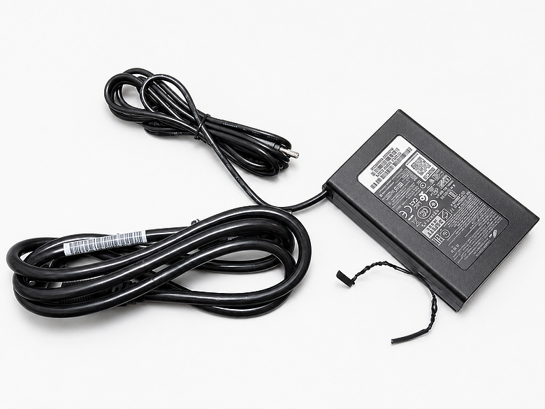 技嘉AMD平價電競筆電 GIGABYTE EAGLE 平替DIY桌機