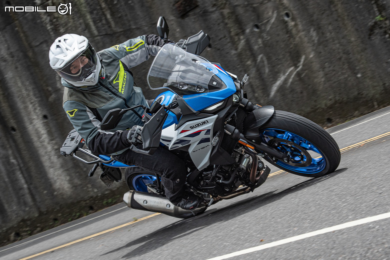 點我看大圖 2026 SUZUKI SV-7GX 試駕報告|V雙風味依然經典,熱血可以更加舒適!