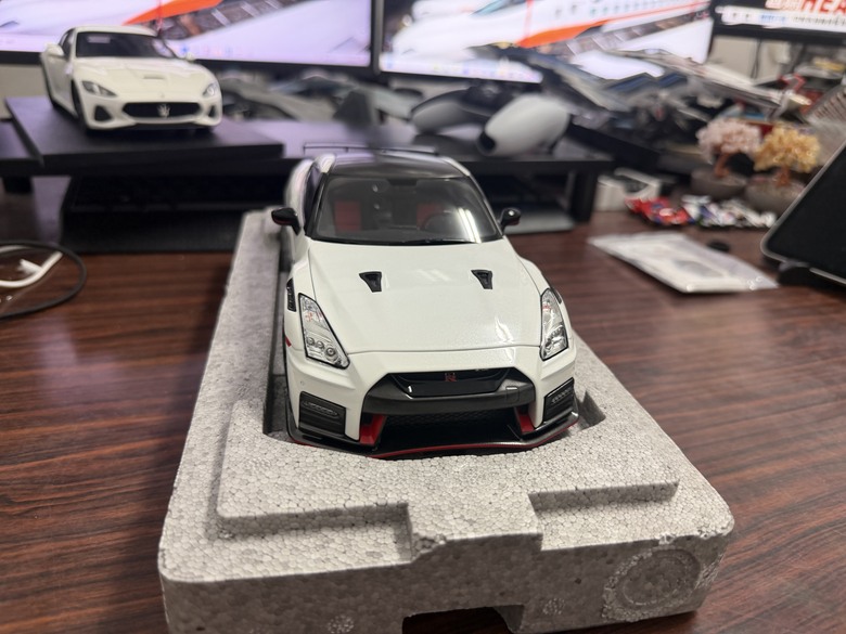 [開箱]1/18 Nissan GT-R Nismo R35 2022