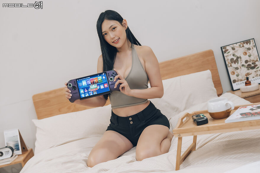 MSI CLAW 8 EX AI+ 測試報告|終將實現隨時隨地開玩的電競掌機