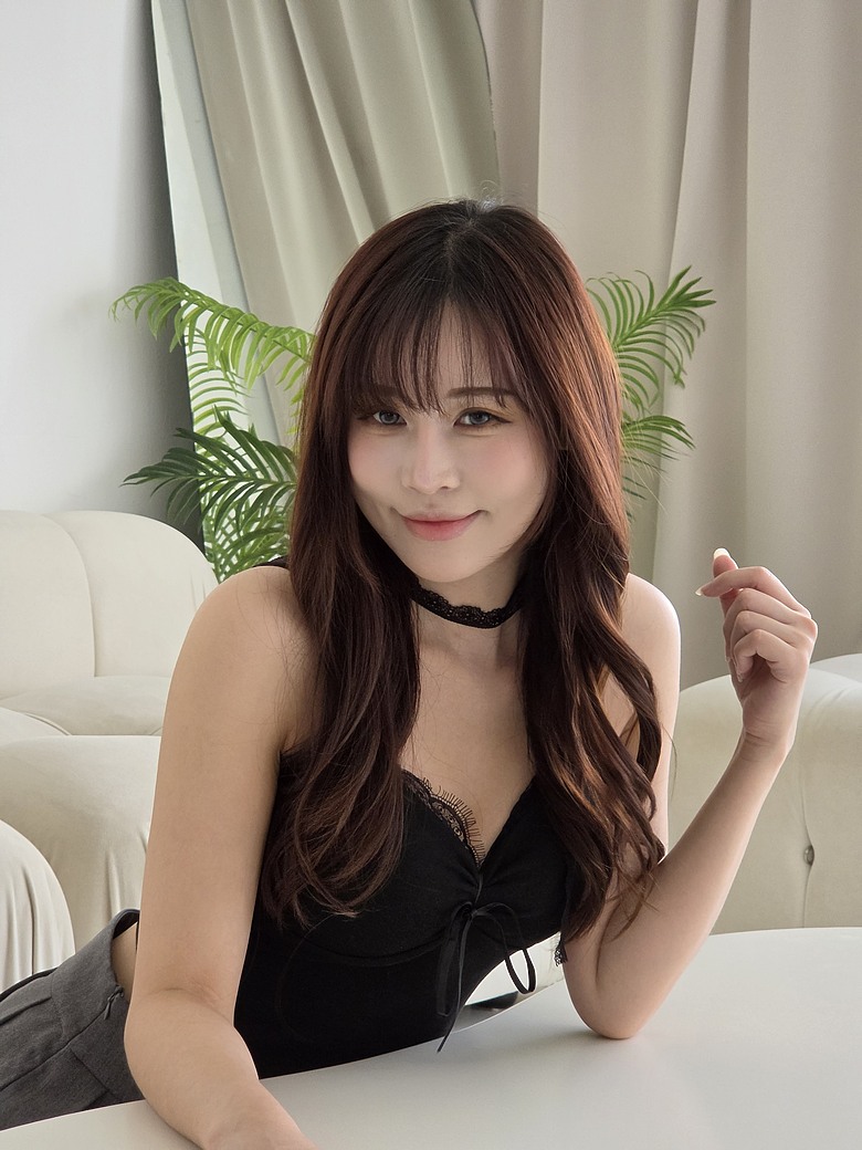 Samsung Galaxy Z Fold8 Ultra 評測報告｜輕薄手感與極致多工的完美平衡！