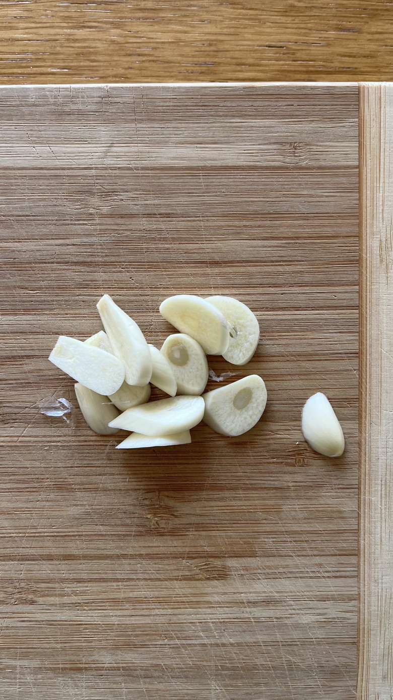 蒜香海鮮黃金蕃茄義大利麵