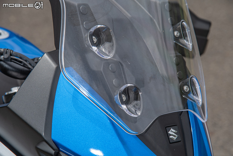 點我看大圖 2026 SUZUKI SV-7GX 試駕報告|V雙風味依然經典,熱血可以更加舒適!