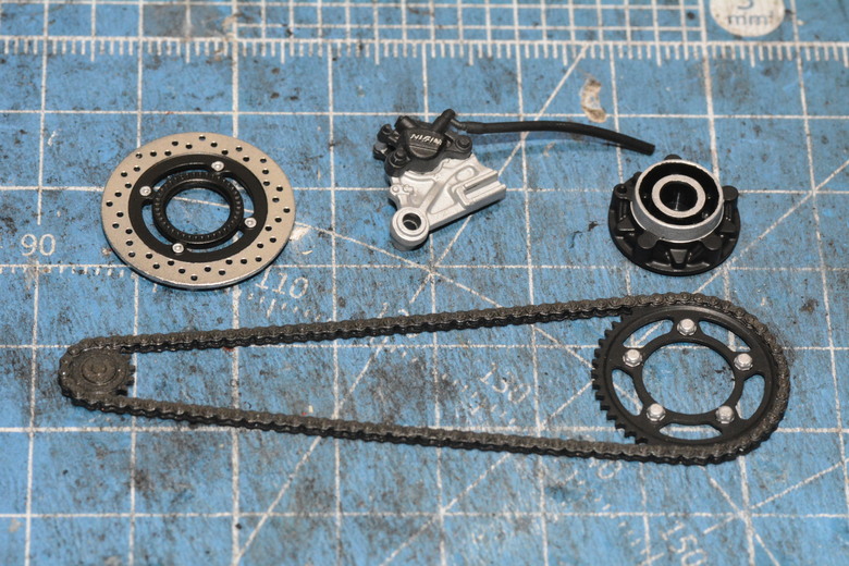 【模型製作】TAMIYA 1/12 HONDA CB1000F (圖多)