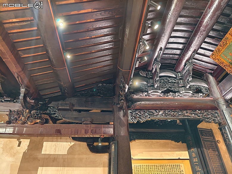 赤崁樓、祀典武廟、祀典大天后宮、開基靈祐宮、開基天后宮…,還有阿江炒鱔魚與成功路米糕 — 臺南市區國定古蹟之一夜遊不完