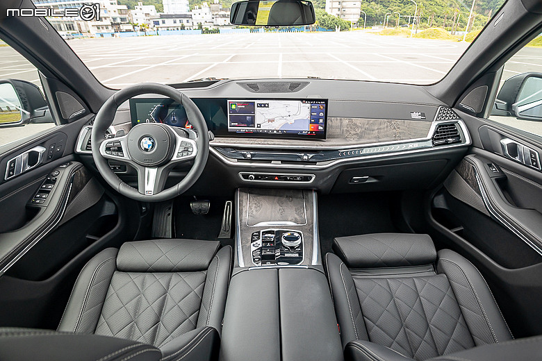 BMW X5 / X6「鉑金版」試駕｜享受高成熟度與更多配備，最末代但最超值！