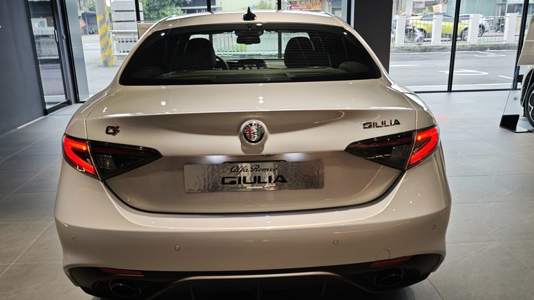 桃園荃程汽車參訪 - 依照Stellantis Brand House 全球規範打造之亞太區第二座據點