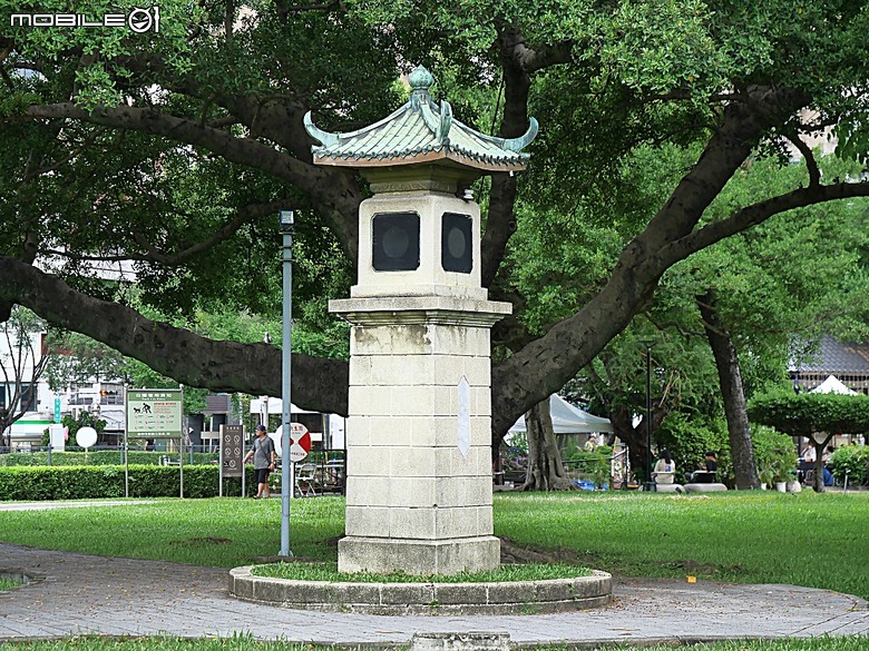 臺中公園、彰化銀行、臺中火車站 — 快閃臺中半天憶童年小旅行
