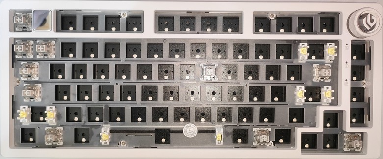 鍵盤開箱:LEOBOG Hi75C 75% 金屬鍵盤-養樂多主題