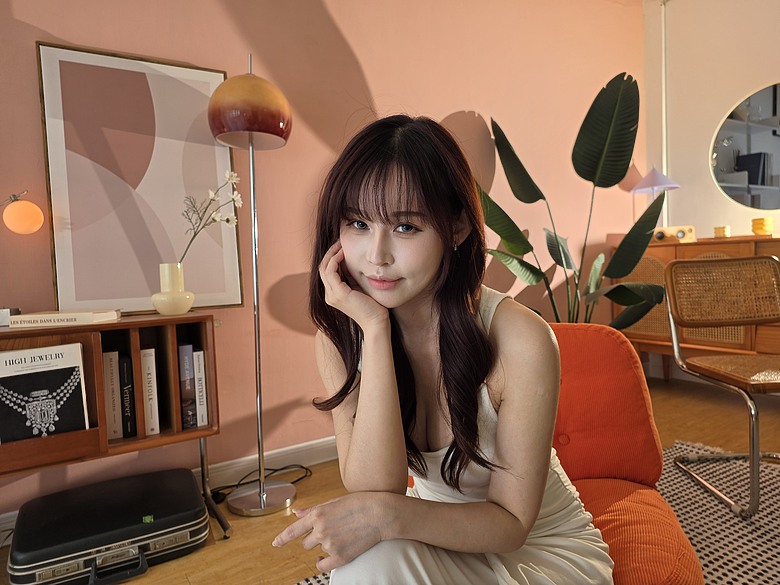 Samsung Galaxy Z Fold8 Ultra 評測報告｜輕薄手感與極致多工的完美平衡！