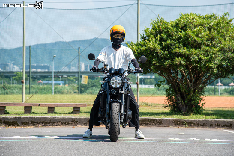 點我看大圖 KAWASAKI Z900RS 黑球試駕|經典好球不退色,只隨時間淬鍊