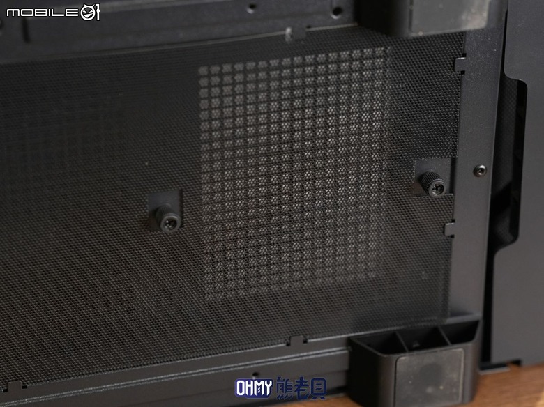 木紋成癮症？ANTEC P30 ARGB 機殼