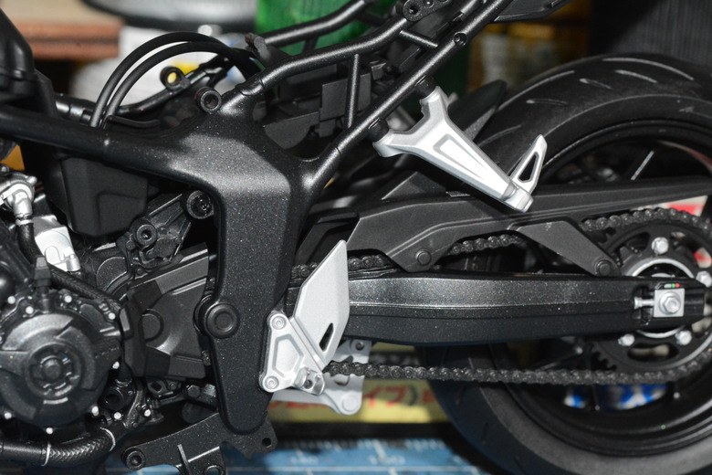 【模型製作】TAMIYA 1/12 HONDA CB1000F (圖多)
