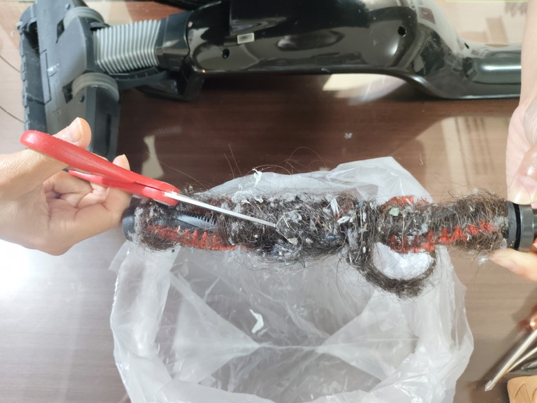 伊萊克斯electrolux吸塵器維修：開啟數秒後自動關機