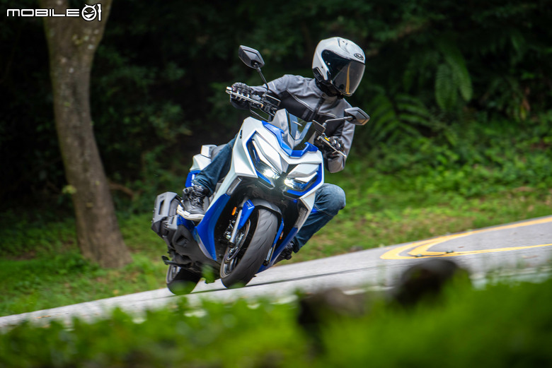 點我看大圖 KYMCO G7 試駕|電推輕量轉生,旗艦跑旅降臨