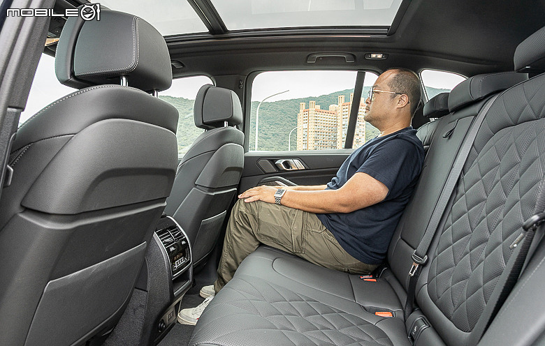 BMW X5 / X6「鉑金版」試駕｜享受高成熟度與更多配備，最末代但最超值！