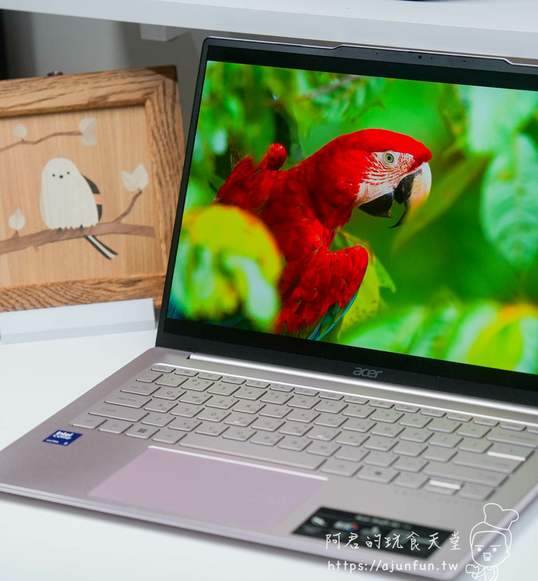 【開箱評測】Acer Swift Air 14 SFA14-71M-594B｜約1kg、2.8K OLED、32GB 記憶體值得買嗎？