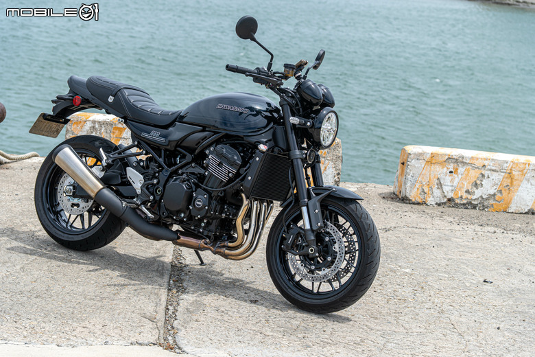 點我看大圖 KAWASAKI Z900RS 黑球試駕|經典好球不退色,只隨時間淬鍊