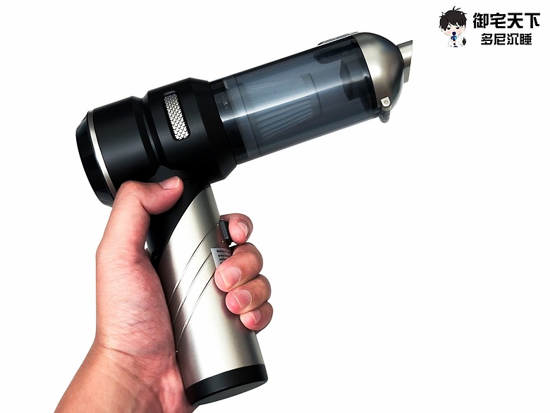 開箱｜【KOCA科卡】Dusty Mini 1 無線手持吸塵器 - 小坪數房間、辦公桌、車家都適用，能吹、能吸兩用清潔神器！