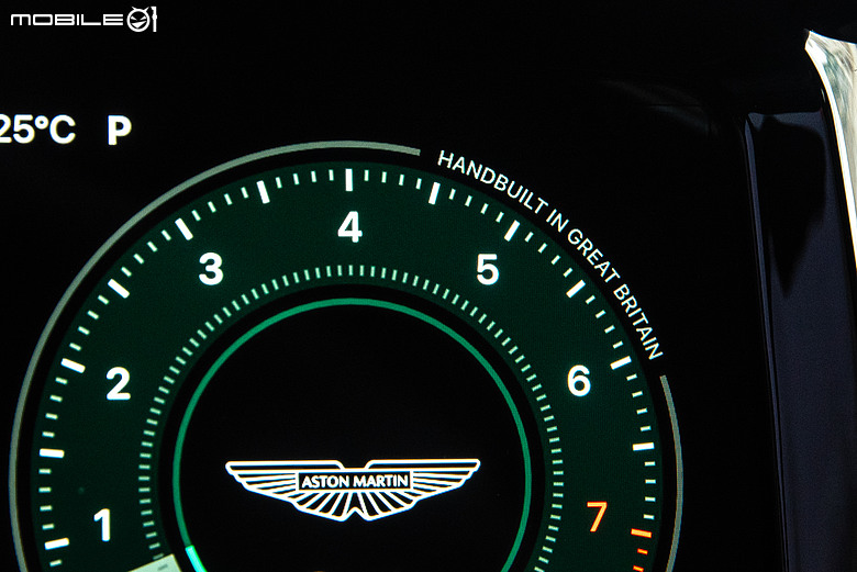 與車輛更緊密結合!Apple CarPlay Ultra實際體驗 feat. Aston Martin Vantage S