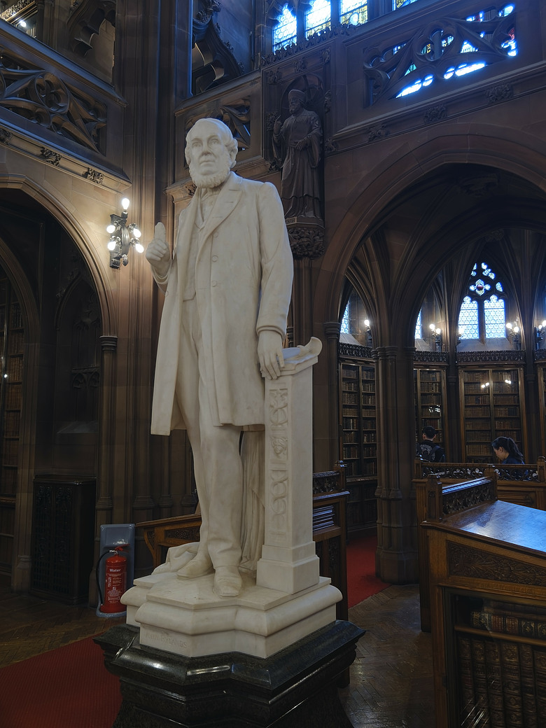 曼徹斯特的光與石：John Rylands Library & Manchester Cathedral
