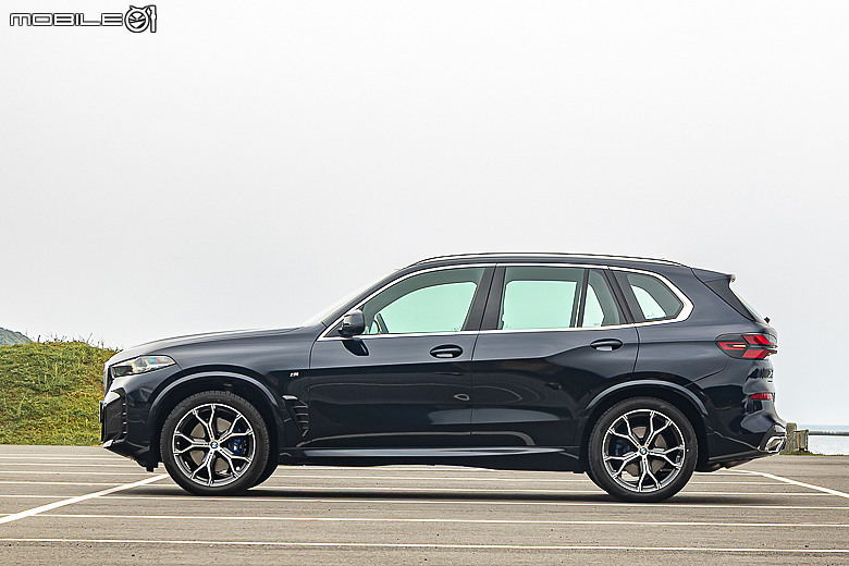 BMW X5 / X6「鉑金版」試駕｜享受高成熟度與更多配備，最末代但最超值！