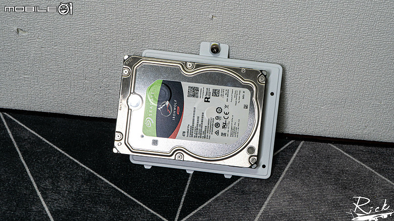 【開箱】賊船MATX海景殼 | CORSAIR 2800X RS-R ARGB WEHITE