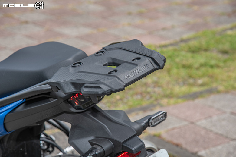 點我看大圖 2026 SUZUKI SV-7GX 試駕報告|V雙風味依然經典,熱血可以更加舒適!