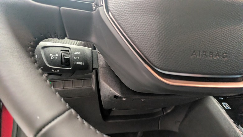 一個願望的實現 - Peugeot 208 小改款試駕