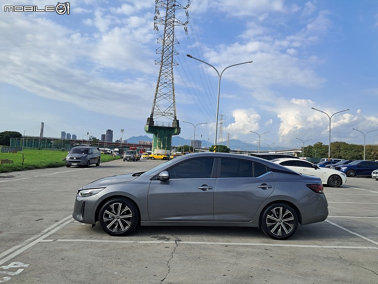 ★ NISSAN の 萬華老店《 SENTRA & 仙草 》交織的耐久哲學