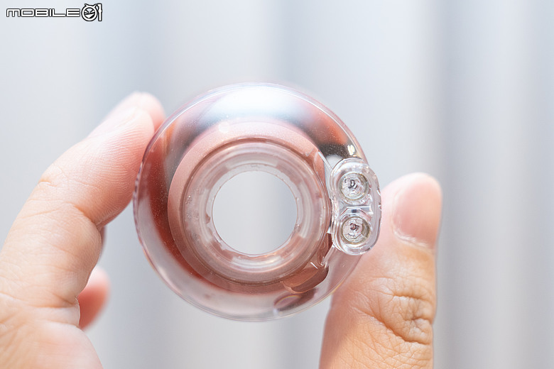 Dyson CameraJet 微鏡噴射電動牙刷登場｜牙刷也有鏡頭＋AI，還能自動噴射漱口水！高單價挑戰旗艦潔牙市場