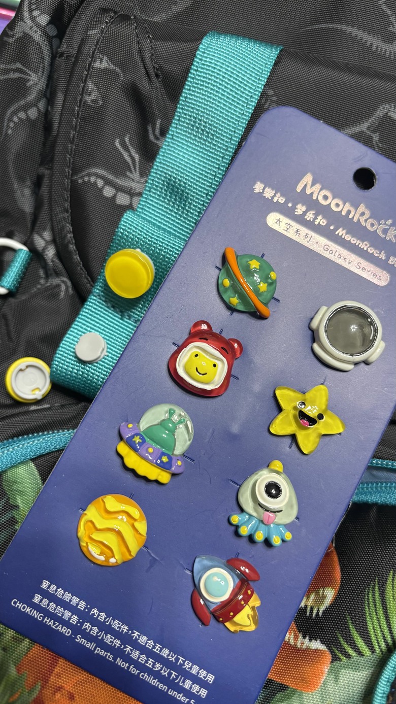 【開箱】MoonRock SP1小學新生書包