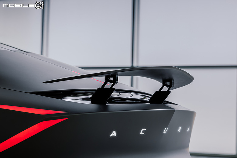 【海外新訊】Acura 推出 40 週年紀念獻禮「NEXERA Vision」概念車,勾勒品牌未來設計樣貌!