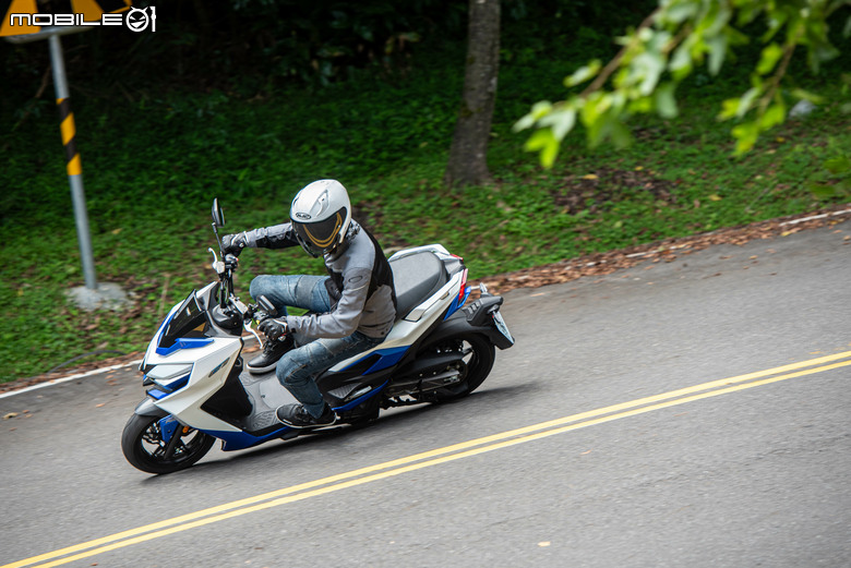 點我看大圖 KYMCO G7 試駕|電推輕量轉生,旗艦跑旅降臨