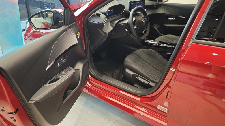 一個願望的實現 - Peugeot 208 小改款試駕