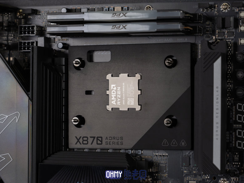 40週年超頻特仕板 技嘉 X870 AORUS INFINITY