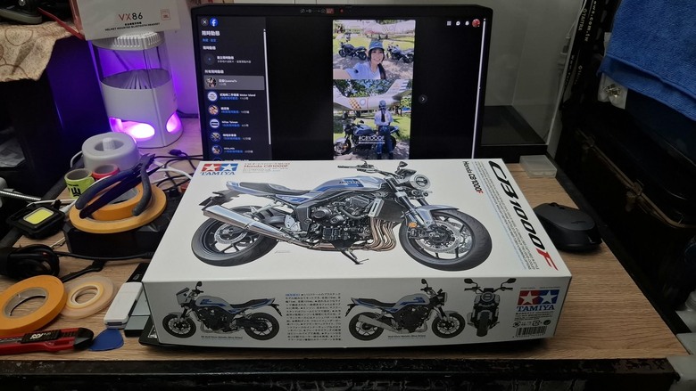 【模型製作】TAMIYA 1/12 HONDA CB1000F (圖多)