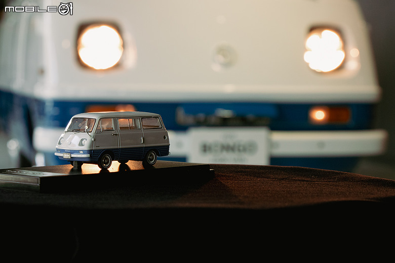 經典車賞|跨越五十年的日系廂車先驅,Mazda Bongo 職人翻修重生記!