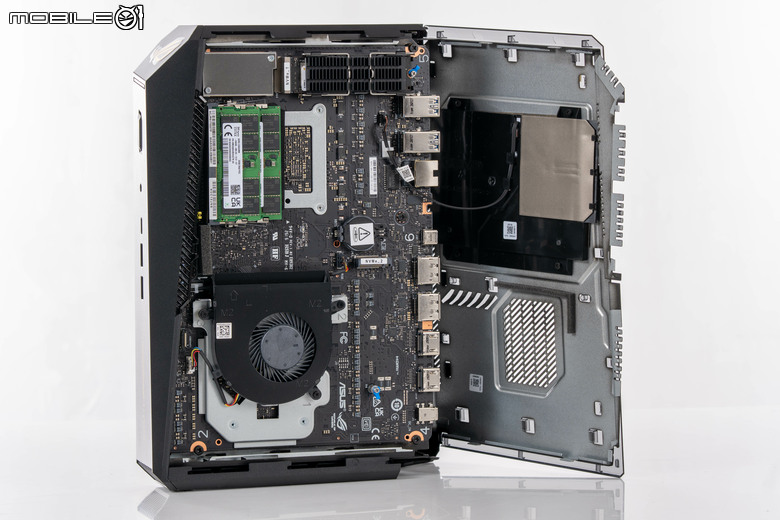 ROG NUC16 Edition 20 電競迷你電腦開箱實測 要價近 20 萬的迷你主機最強之作！