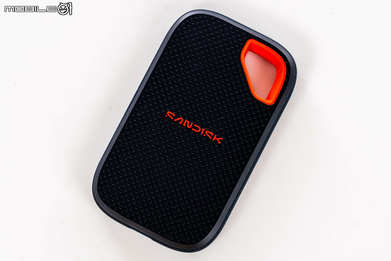 SanDisk Extreme Portable SSD（E70）攜帶式固態硬碟開箱試用 小巧體積內兼具大容量與高速傳輸性能