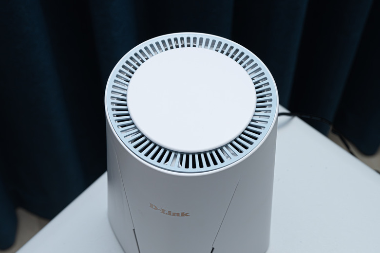 點我看大圖 【SOHO 連網救星】Wi-Fi 6 路由器 D-Link DBR-560 實測:雙網備援與 WireGuard VPN 設定全攻略