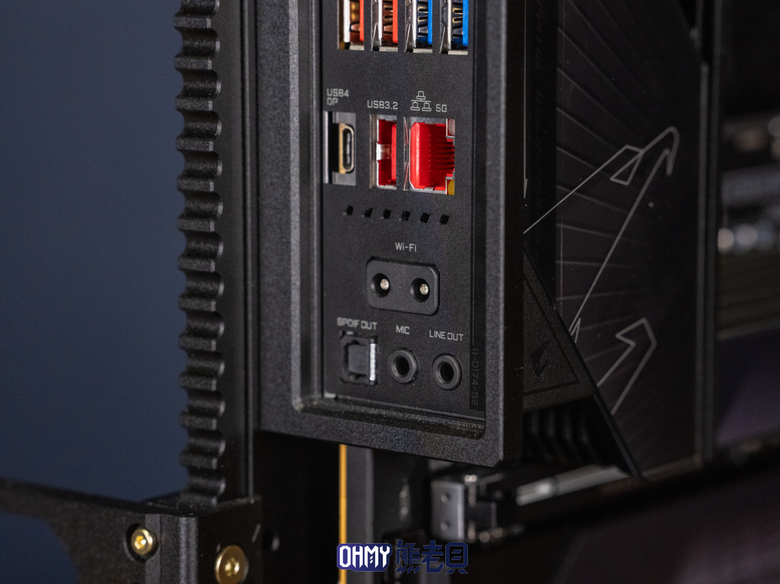 40週年超頻特仕板 技嘉 X870 AORUS INFINITY