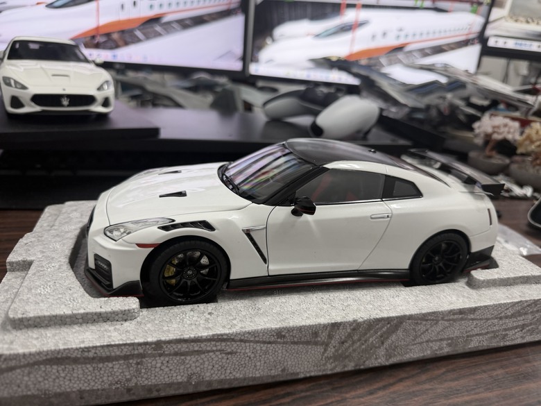 [開箱]1/18 Nissan GT-R Nismo R35 2022