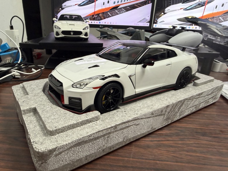 [開箱]1/18 Nissan GT-R Nismo R35 2022