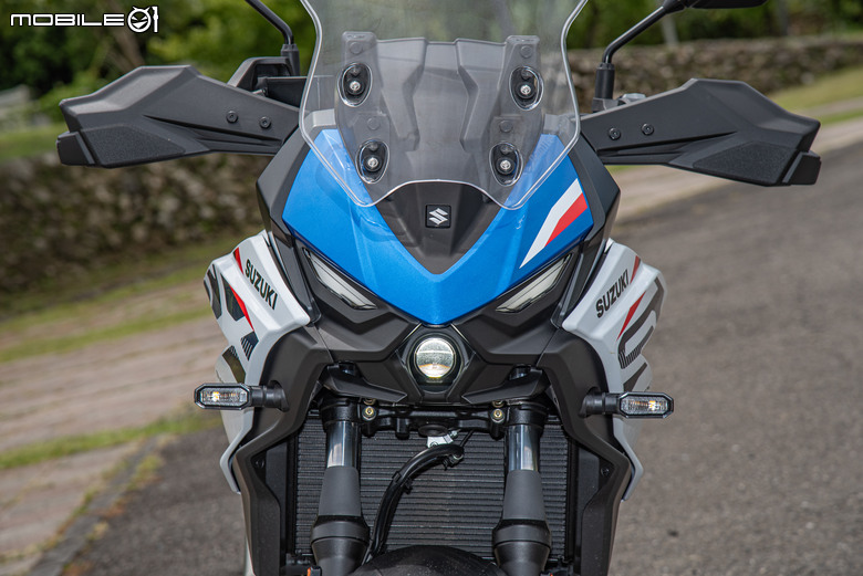 點我看大圖 2026 SUZUKI SV-7GX 試駕報告|V雙風味依然經典,熱血可以更加舒適!