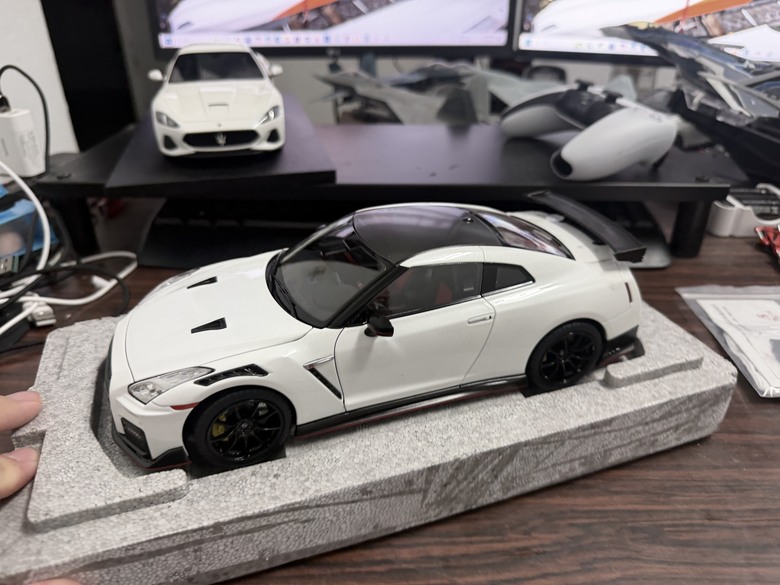 [開箱]1/18 Nissan GT-R Nismo R35 2022