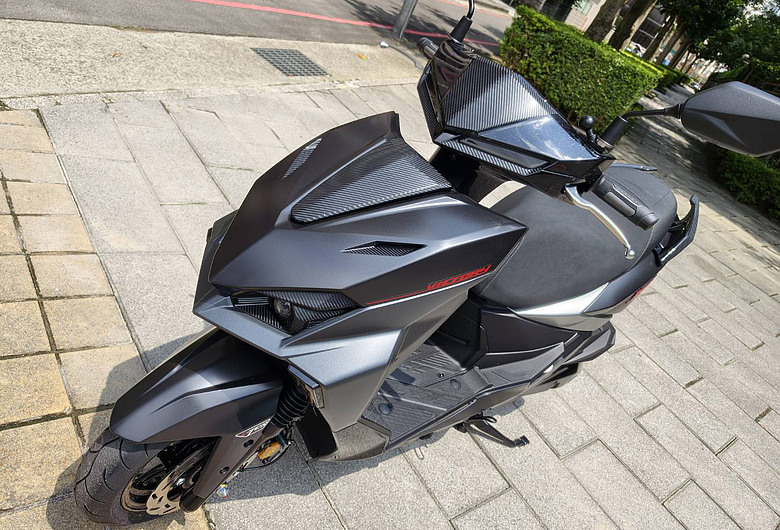 【新車心得】SYM 二代 JET SL+ 新車開箱＋一日雙北訓車油耗實測分享