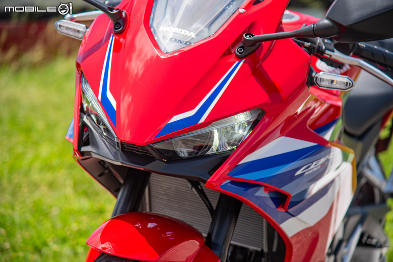 Honda CBR500R E-Clutch 賽道試駕｜非典型快排！另闢蹊徑的換檔體驗