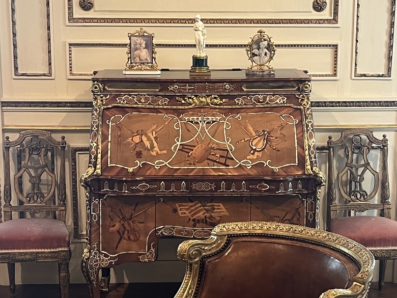 看看人家20世紀的有錢人是怎麼過日子的。。。希爾伍德博物館(Hillwood Museum)